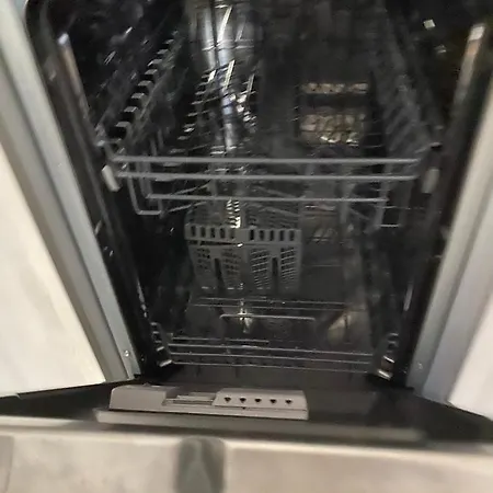 уютен на 3 мин. от главната и капана +паркинг Апартамент